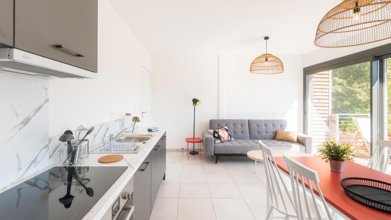 "Le Soleil Levant" Avec Balcon Et Parking Prive, 2 Adultes Et 1 Enfant Sarlat-la-Canéda Eksteriør bilde