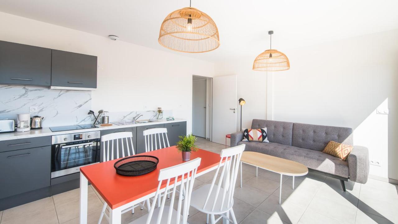"Le Soleil Levant" Avec Balcon Et Parking Prive, 2 Adultes Et 1 Enfant Sarlat-la-Canéda Eksteriør bilde